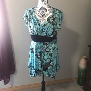 GNW top with cross cross front